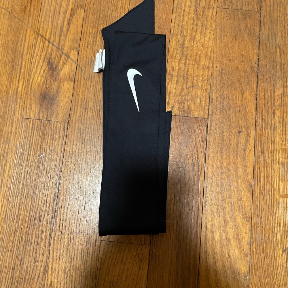 Nike headband